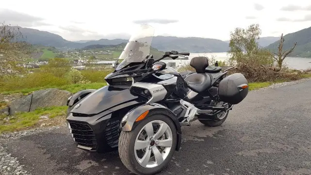 Can-Am Spyder 1330 ACE F3 motorfiets / trike