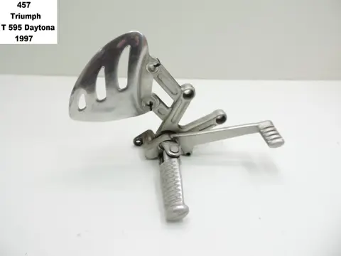 RECHTER SCHETSPLAAT Triumph 595 T Daytona 1997 - 1999
