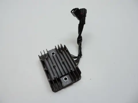 SPANNINGSREGELAAR Suzuki VL 800 2001 - 2004