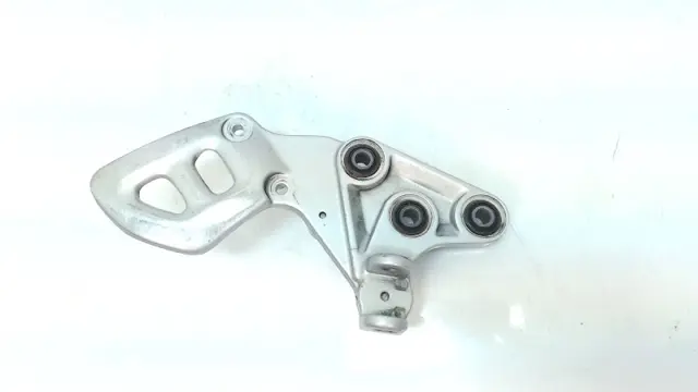 RECHTER SCHETSPLAAT Suzuki GSX R 1300 Hayabusa 1998 - 2007