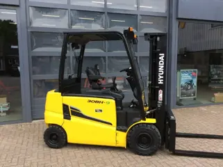 Electro heftruck Hyundai 30BH-9