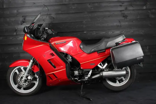Kawasaki GTR 1000 (1991)