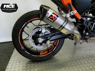 KTM Duke 690 abs (2016)