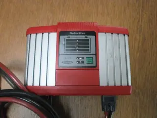 FRONIUS Selectiva 2040E acculader 24 volt 35 A stapelaar palletwagen