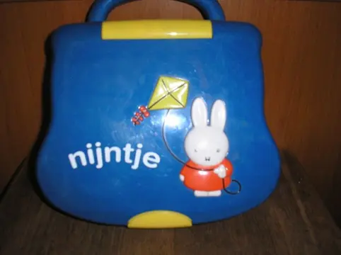 Nijntje computer - interactief sprekend spel met nijntje