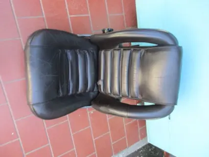 Front seat Alfa Romeo 1750 Gtv series 1