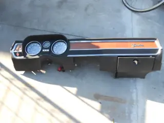 Dashboard with gauges for Alfa Romeo Giulia