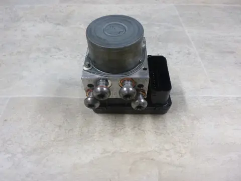 ABS POMP BMW F 800 GS 2012 - 2015 / 2016 - 2018