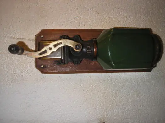 Wandkoffiemolen , pede - groen