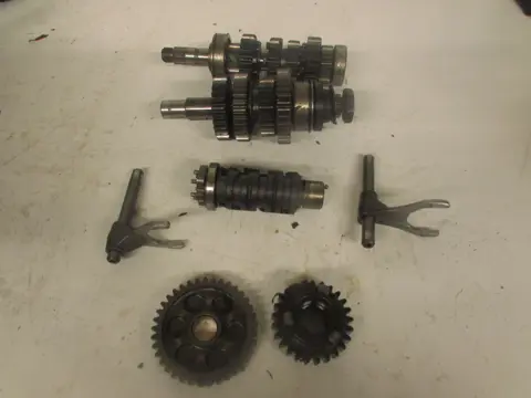 VERSNELLINGSBAK Yamaha FAZER 600 1998 - 2000