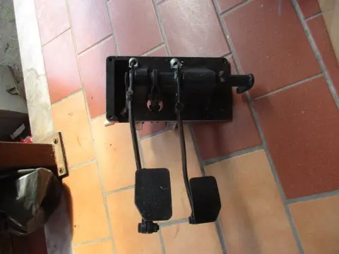 Pedal board for Ferrari 365 Gtb4 Daytona