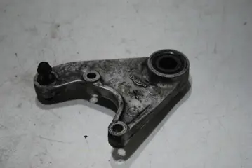 ACHTER REMKLAUW Triumph 900 Daytona 1995 - 1996