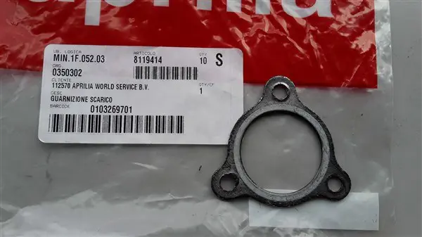 UITLAAT Aprilia RSV 1000 2004 - 2005 / 2006 - 2008 / 2001 -