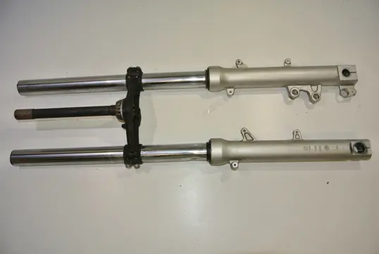VOORPOTEN COMPLEET BMW F 650 CS Scarver 2000 - 2009