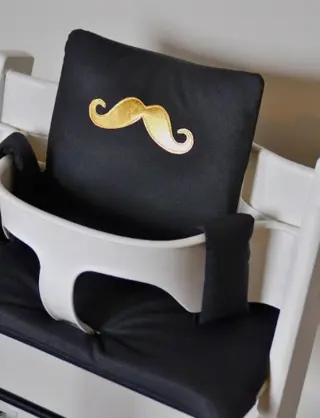 Gecoate kussens voor stokke stoel 'gold moustache'