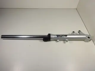 VOORPOOT LINKS COMPLEET Aprilia Pegaso 650 2005 - 2009