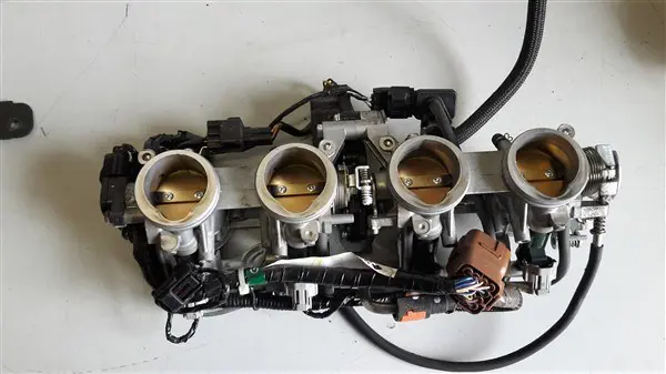 GASKLEPHUIS Kawasaki GTR 1400 2007 - 2010
