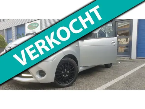 Toyota /52.000km/Airco/Bluetooth/Nw APK/Garantie/2014