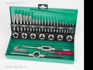 Tappen en snijmoeren set 32 delig