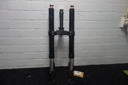 VOORPOTEN COMPLEET Aprilia Falco 1999 - 2005