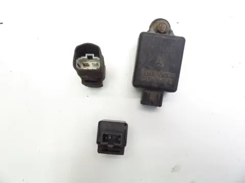 RELAIS Kawasaki ZR 7 1998 - 2003