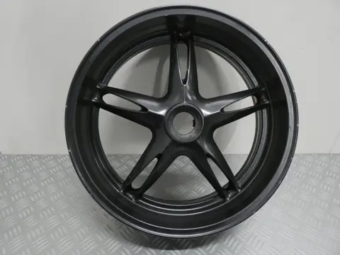 ACHTER VELG Triumph Sprint ST 1050 2005 - 2011