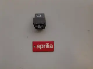 RELAIS Aprilia RSV 1000 2004 - 2005 / 2006 - 2008