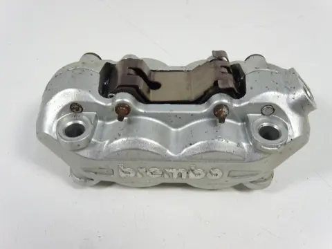 REMKLAUW RECHTS VOOR Ducati 848 2008 - 2010