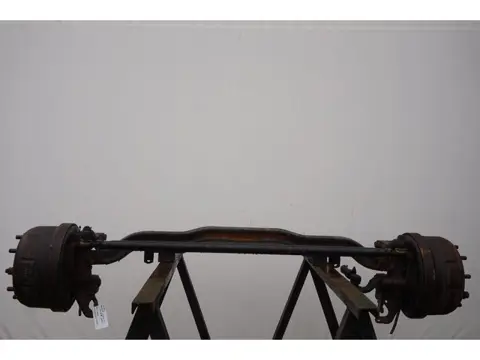 Mercedes-Benz VLl4/36D-6.7 (bj 1994)