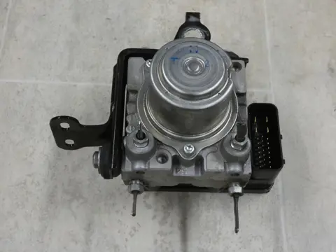 ABS POMP Triumph Tiger 1050 2011 - 2012