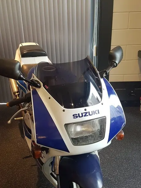 KUIPRUIT Suzuki RGV 250 1990 - 1997