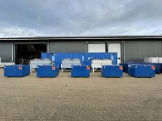 Kiwa IBC 1000 liter dieseltank met keuring (bj 2002)