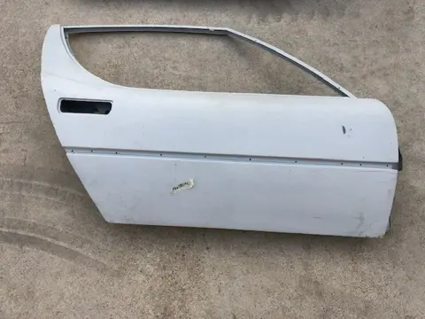 Rh door for Alfa Romeo Montreal