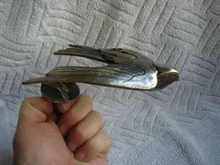 Embleem/mascotte/kenteken - HIRONDELLE signée BAZIN - autre