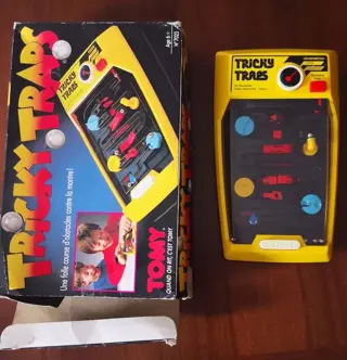 Tomy - Mechanisch speelgoed Tricky Traps - 1980-1989 -