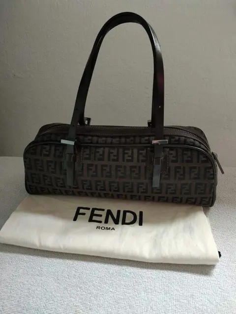 Fendi - Handtas