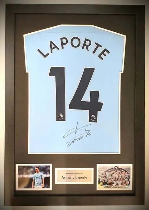 Manchester City - British League - Aymeric Laporte - 2020 -