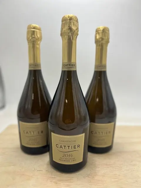 2014 Cattier, Millésime - Champagne Brut - 3 Flessen (0.75