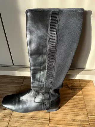 Prada - Laarzen - Maat: Schoenen / EU 37