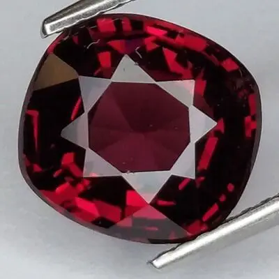 Rhodoliet Granaat - 3.57 ct