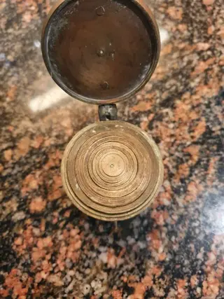 Genest bekergewicht (1) - Brons - Midden 19e eeuw