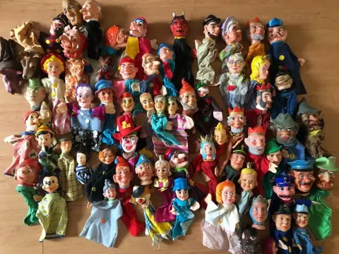 Diverse merken - Poppenkastpoppen - Unknown