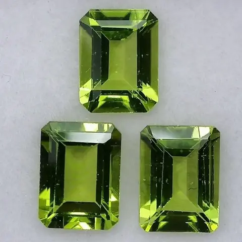 3 pcsOlivijn - 4.80 ct