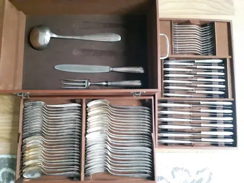 Christofle Apollo - Tafelservies voor 12 (87) - Verzilverd