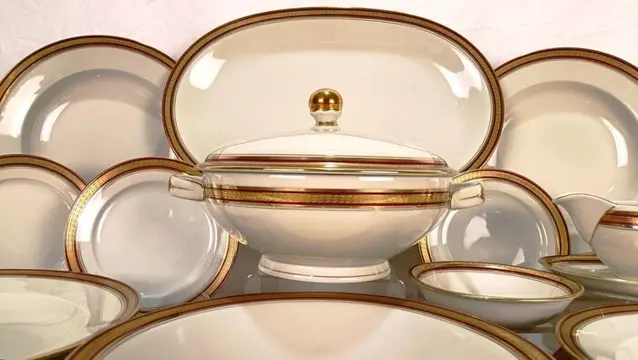 Eschenbach Bavaria. - Oud servies voor 5/6 personen. (27) -