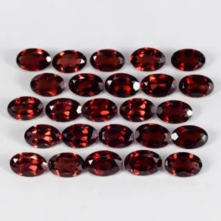 25 pcs- Geen reserve - Granaat - 12.90 ct