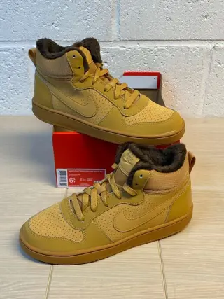 Nike - Air Mid Court Borought Caramel P39 - Sneakers -