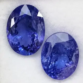 2 pcs Geen minimumprijs - Tanzaniet - 8.83 ct