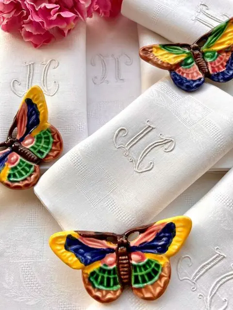 Antiek linnen tafelkleed, 12 servetten, met de hand