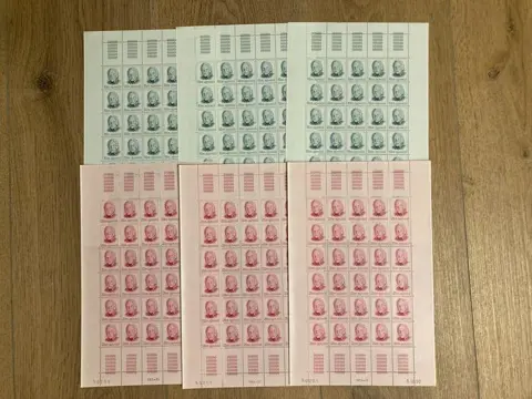 Monaco 1991 - Standard use series - very high facial value - mint** - in sheets - Yvert n°1778 et 1809 x 90 exemplaires